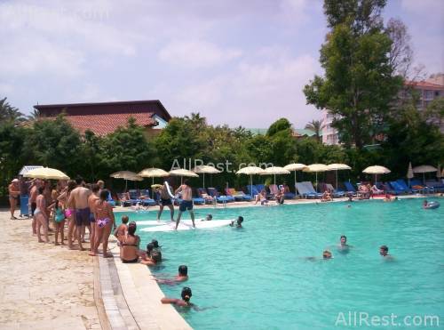 Sailors Beach Club 29